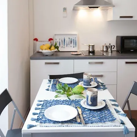 Il Porticciolo Apartment *
